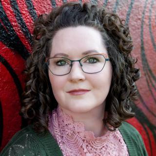 headshot of poet Cynthia Marie Hoffman